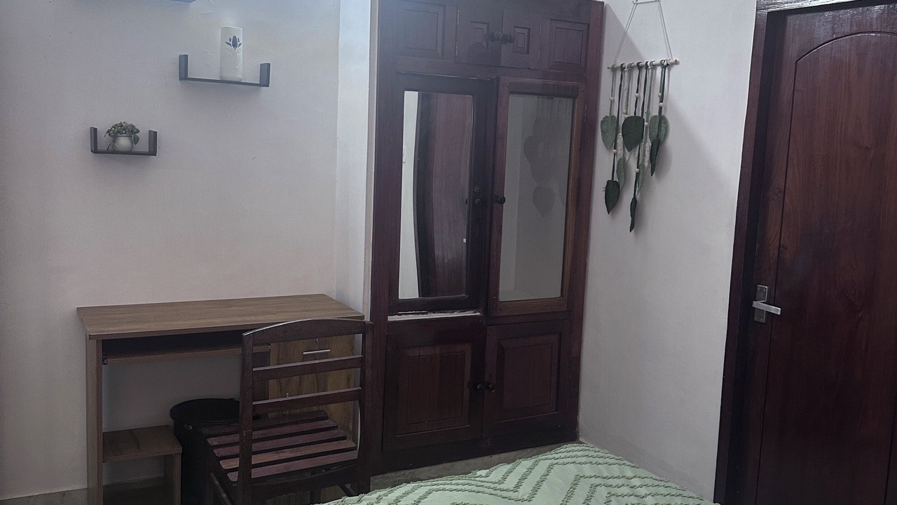 Photo of Bedroom in Thiruvananthapuram