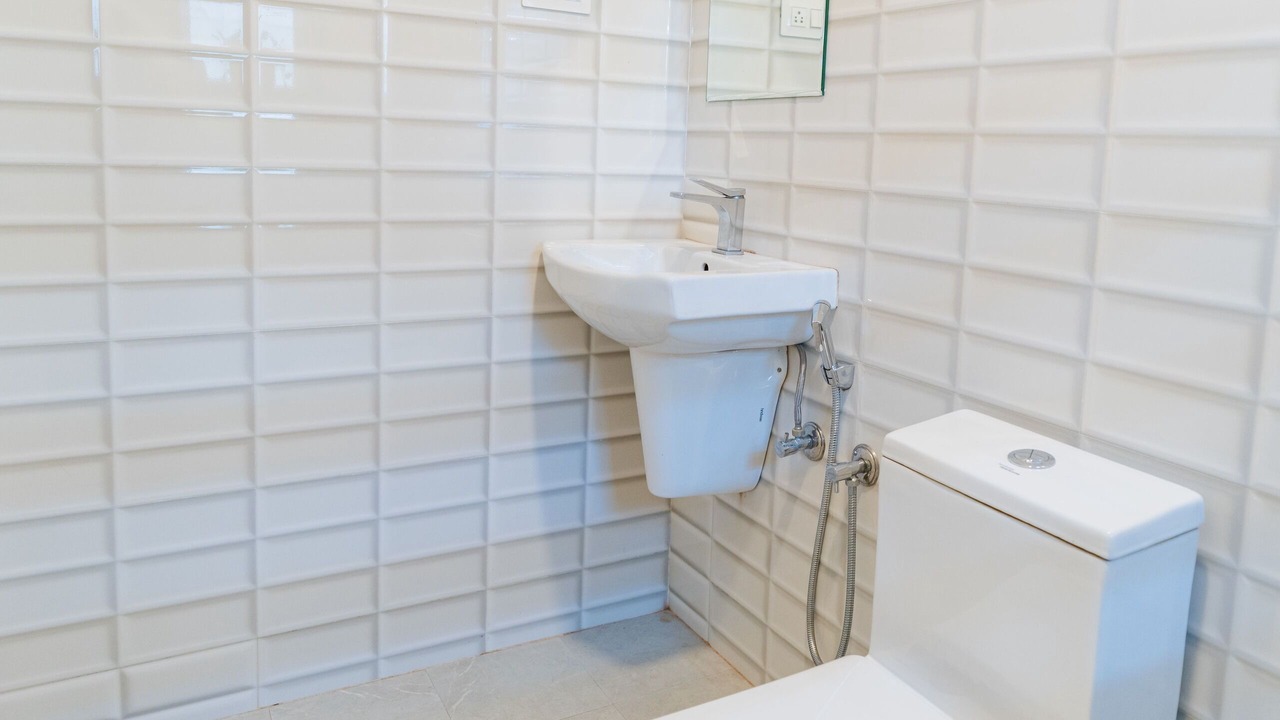 Photo of Bathroom in Gauravaddo