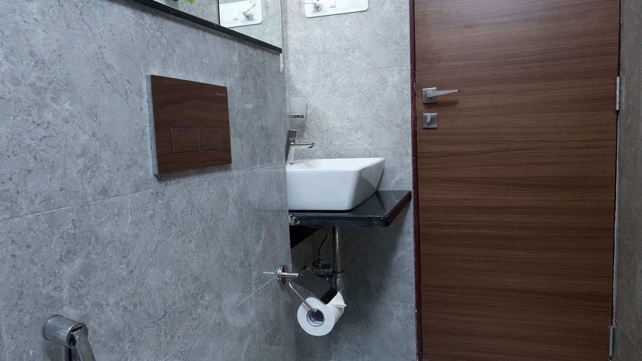 Photo of Bathroom in J B Nagar
