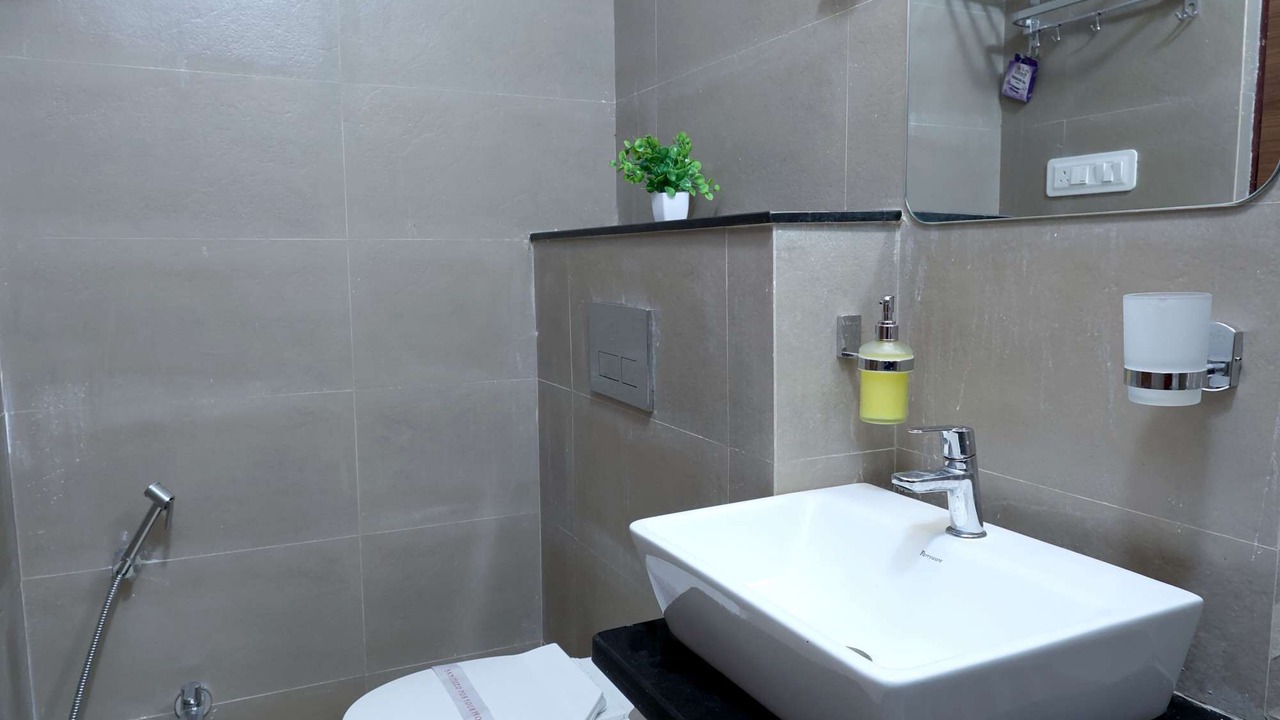 Photo of Bathroom in J B Nagar