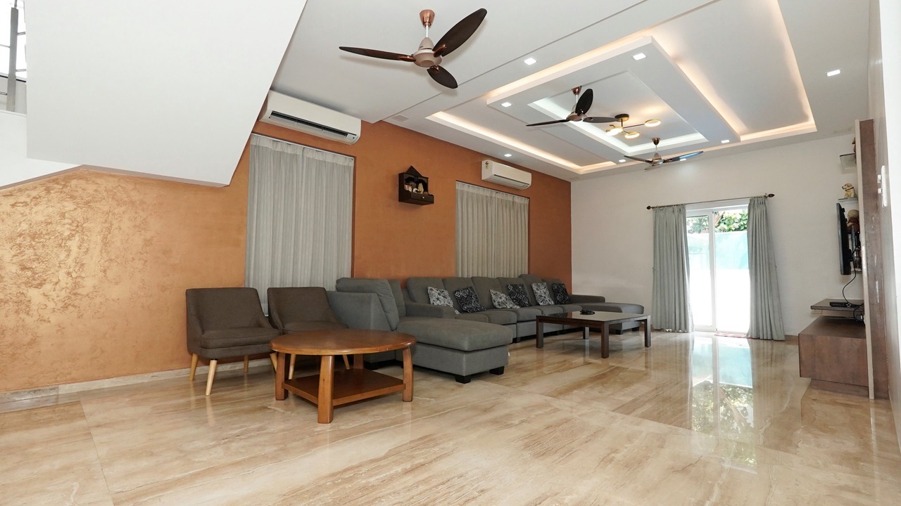 Photo of Livingroom in Pilerne Industrial Estates