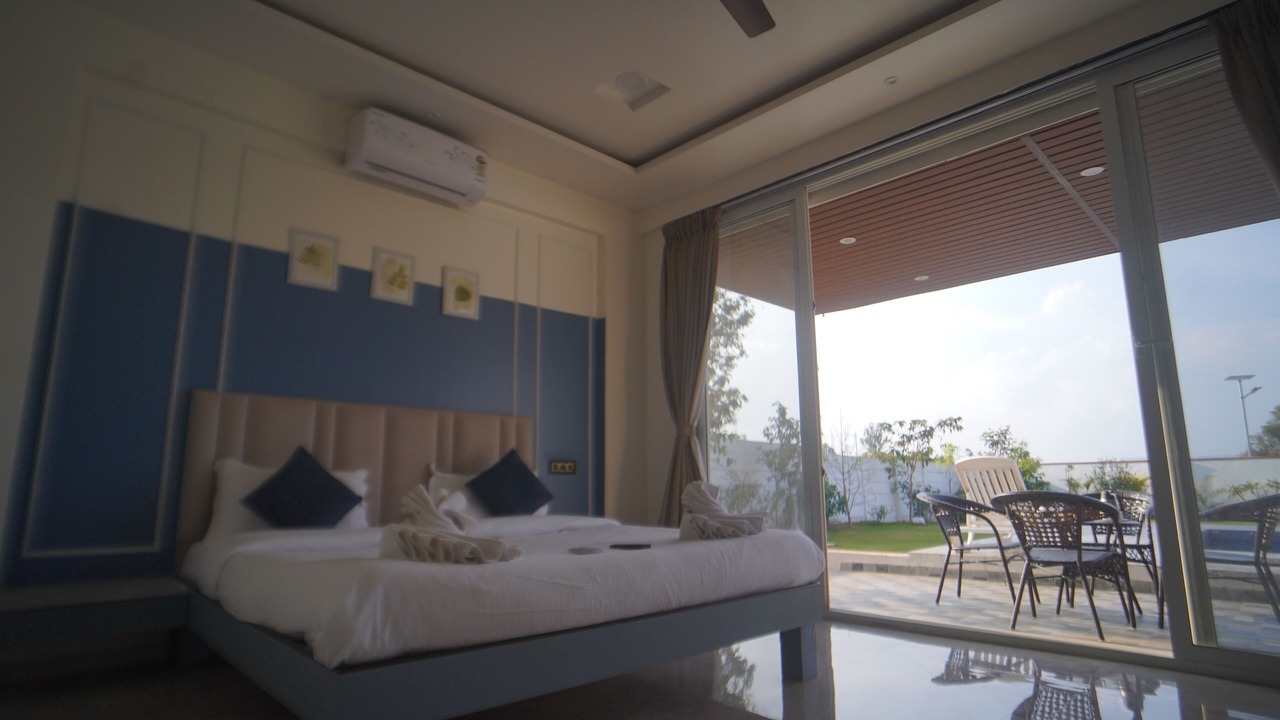 Photo of Bedroom in Mahabaleshwar