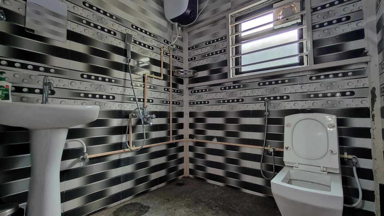 Photo of Bathroom in Hunsur