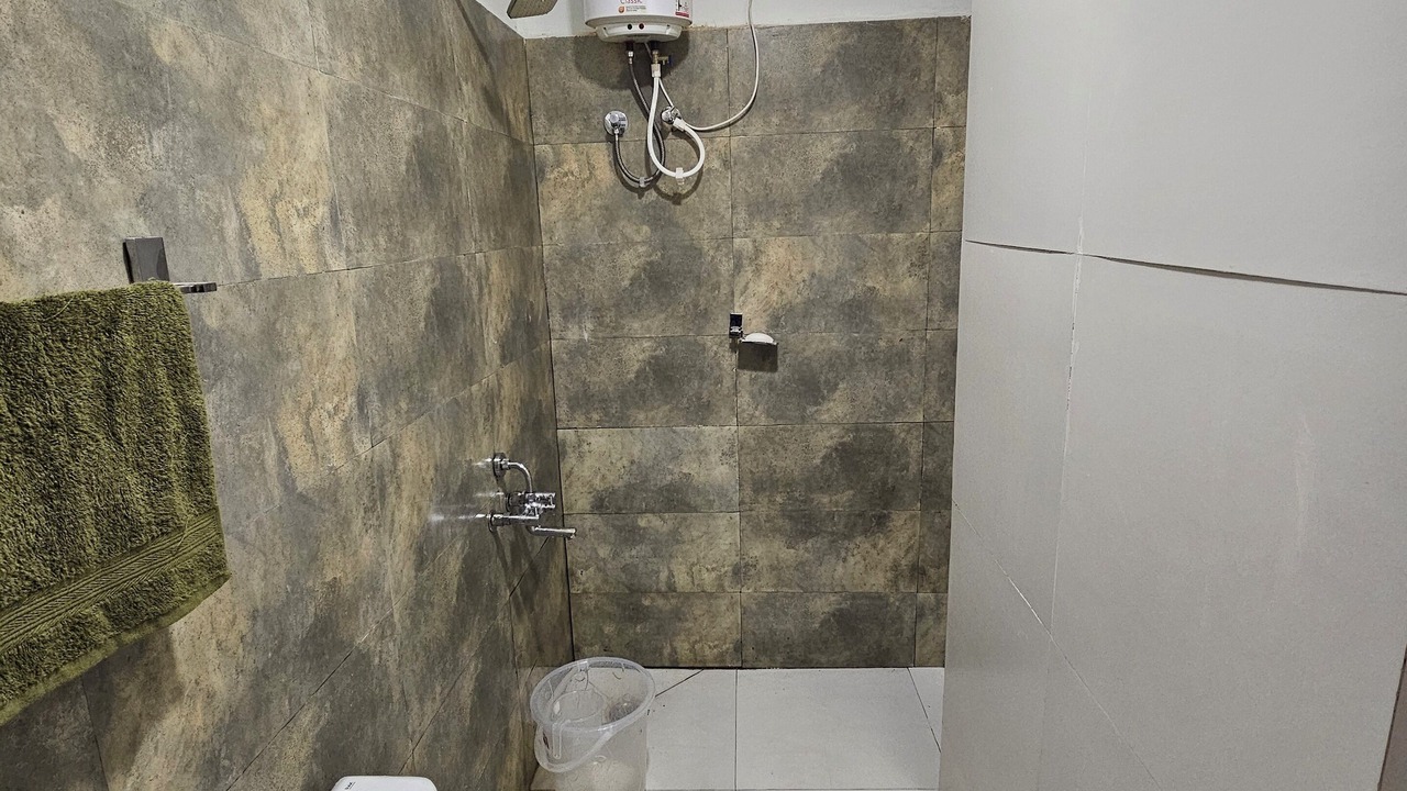 Photo of Bathroom in Thalayathimund