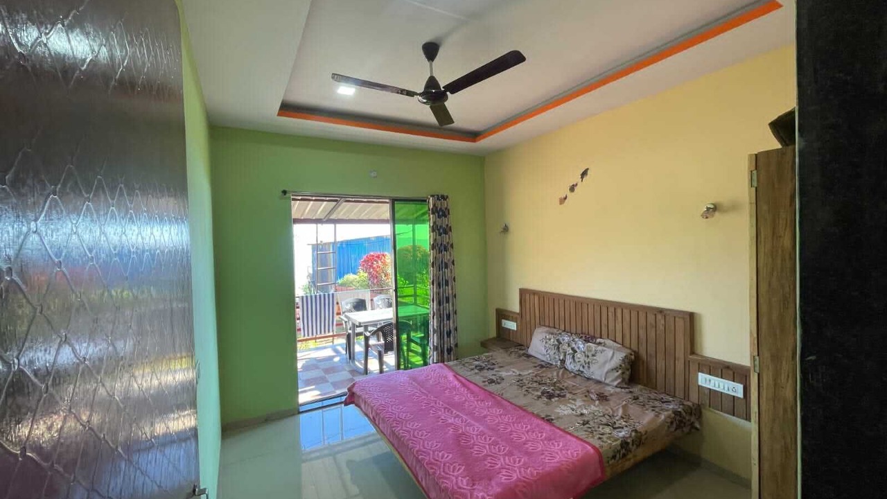 Photo of Bedroom in Mahabaleshwar