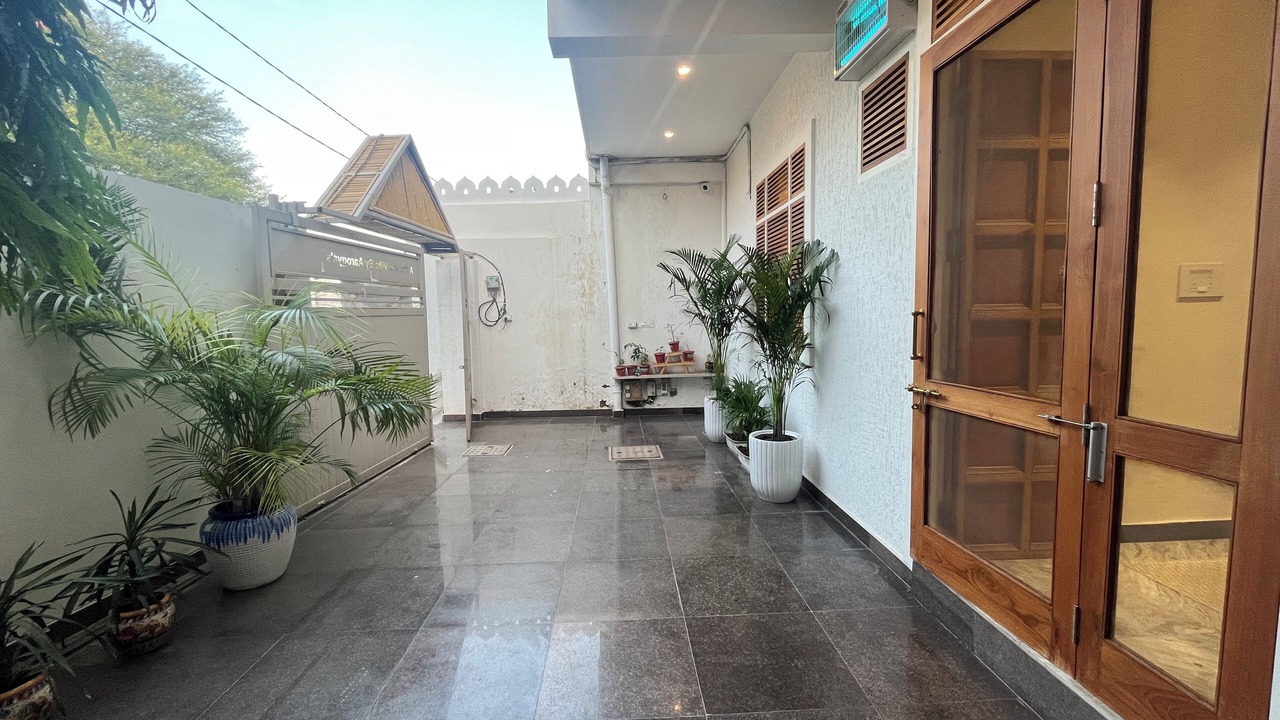 Photo of Patio Balcony in Udaipur