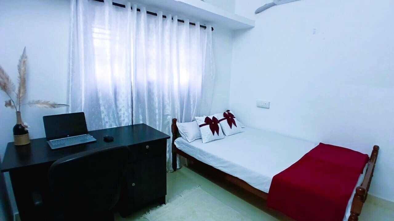 Photo of Bedroom in Alappuzha