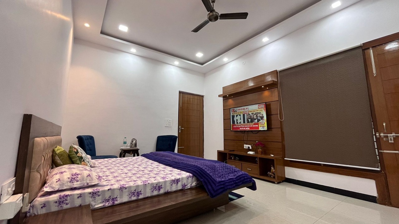 Photo of Bedroom in Mayapur