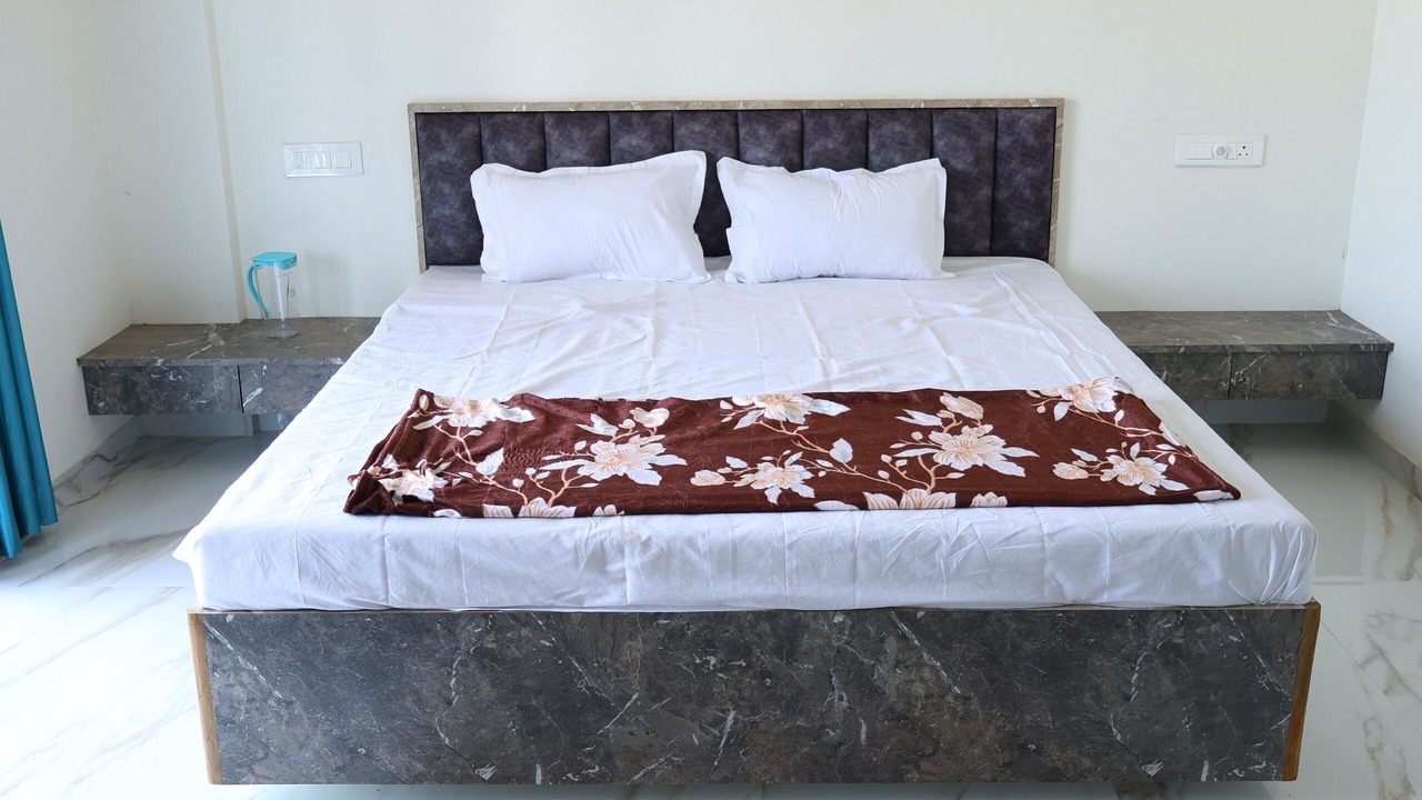 Photo of Bedroom in Igatpuri