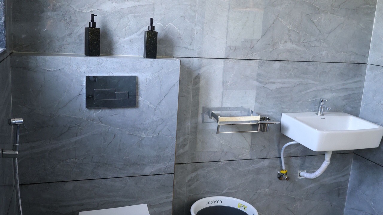 Photo of Bathroom in Igatpuri
