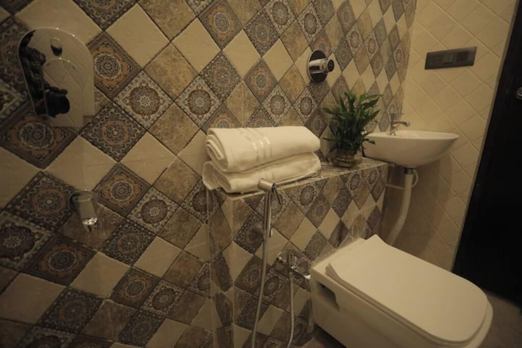 Photo of Bathroom in Gayariawas