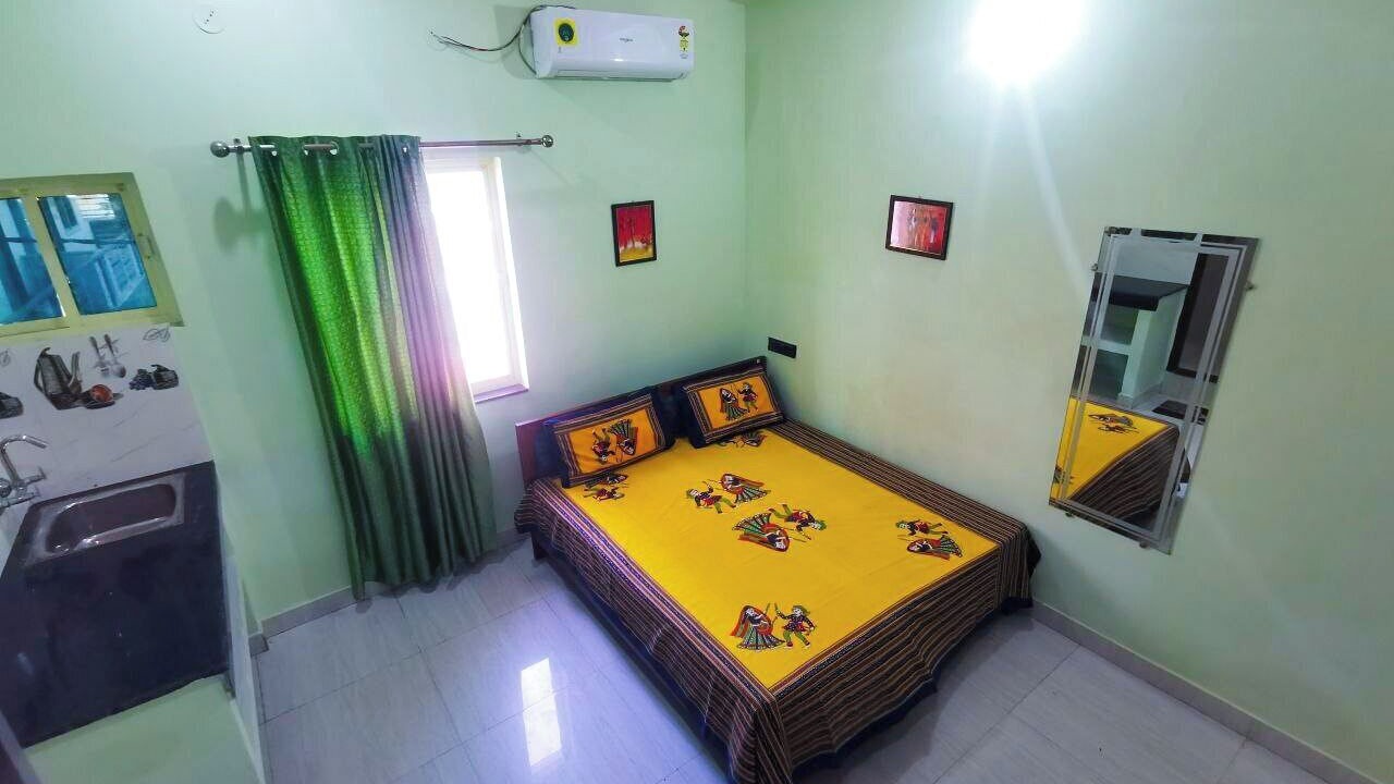 Photo of Bedroom in Tapovan
