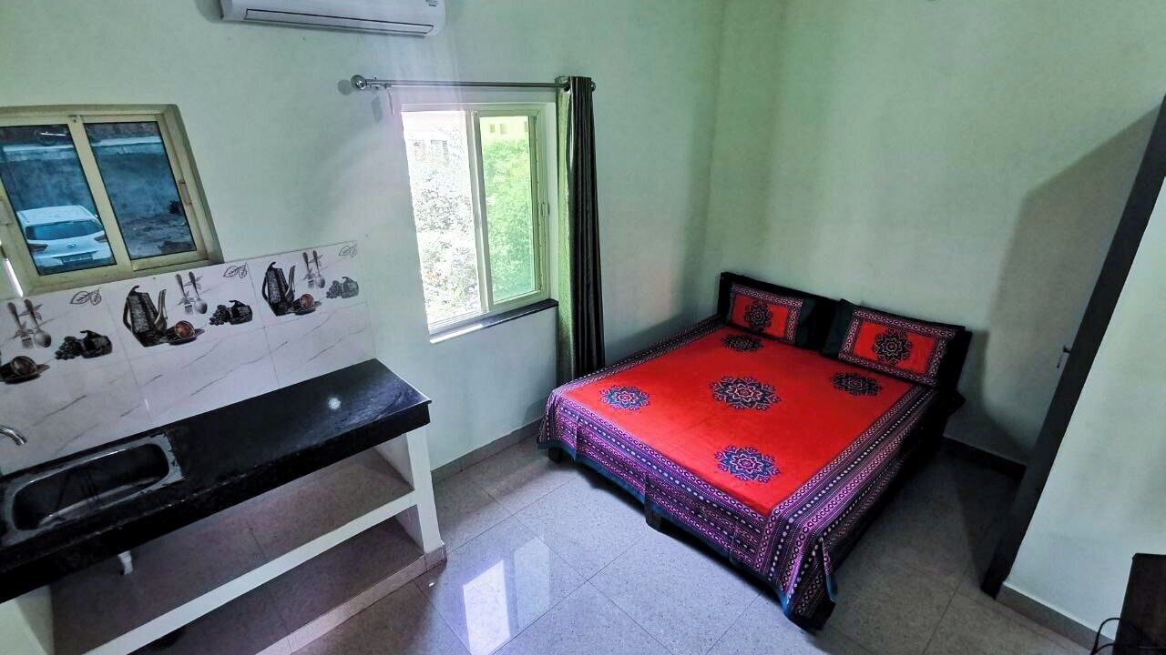 Photo of Bedroom in Tapovan