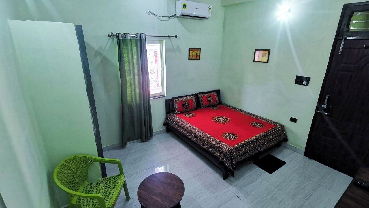 Photo of Bedroom in Tapovan