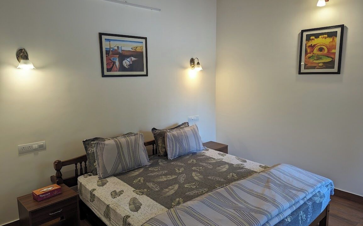 Photo of Bedroom in Somvarpet