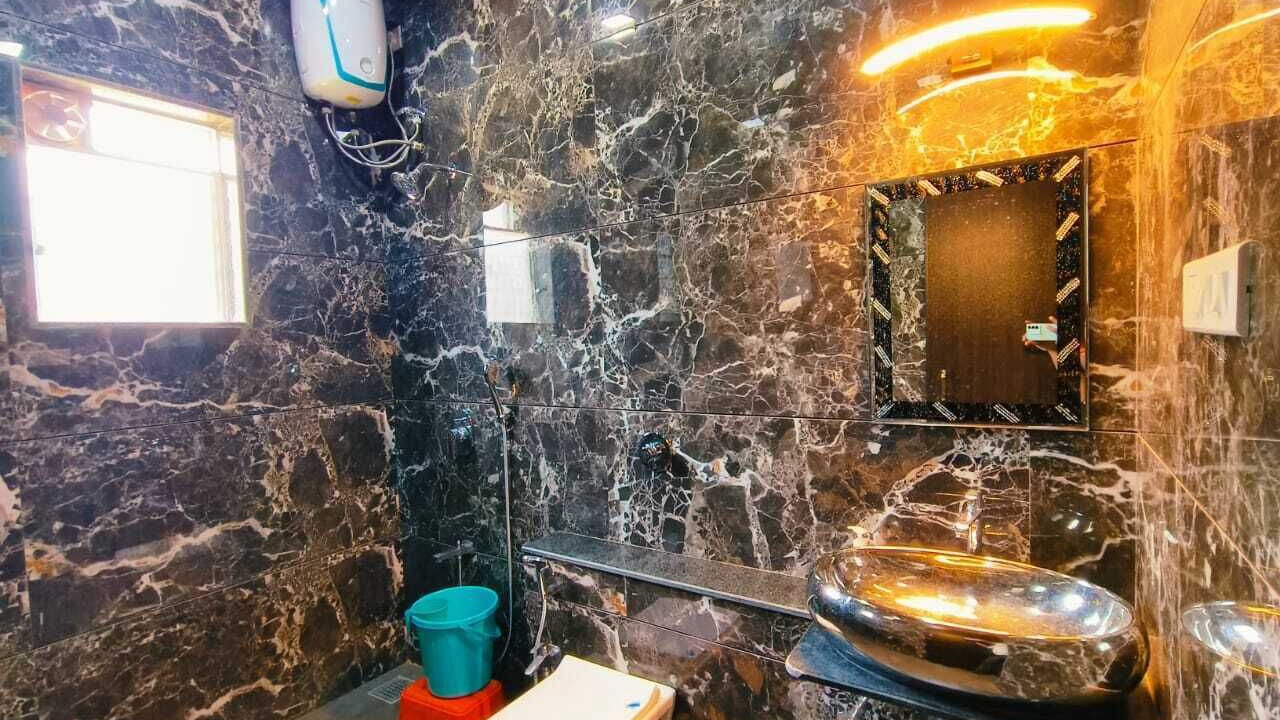 Photo of Bathroom in Machutar