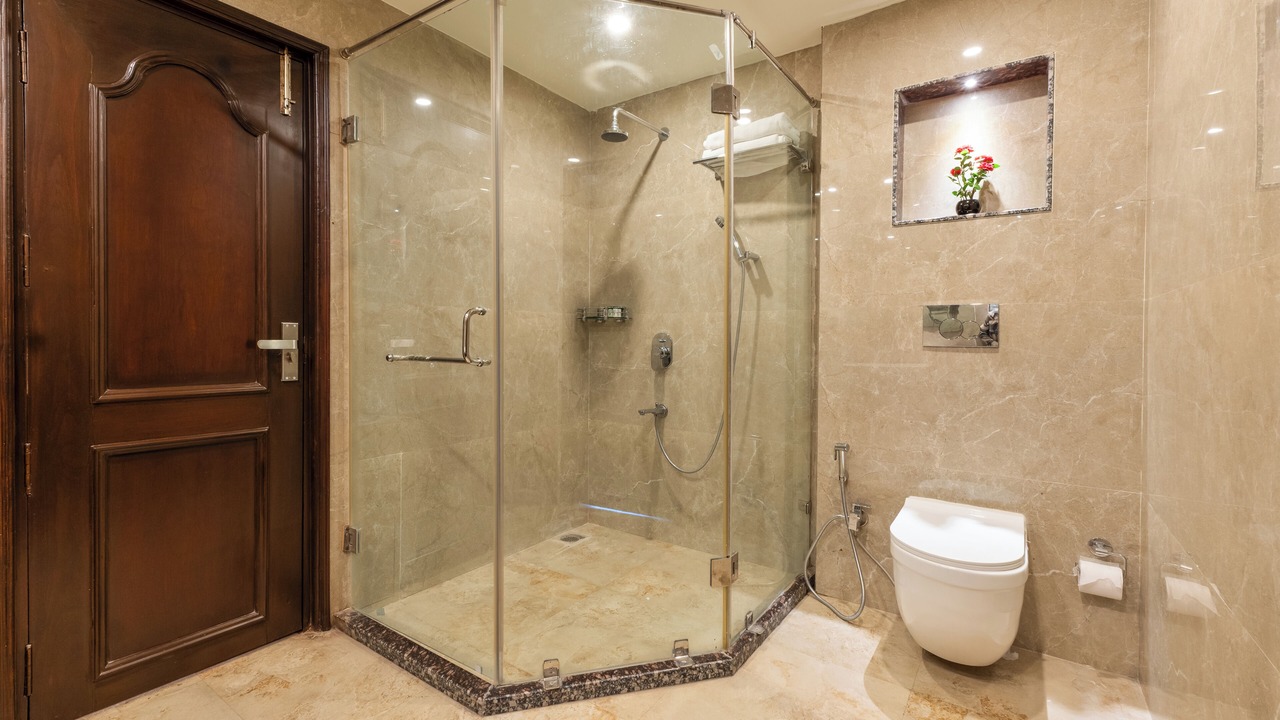 Photo of Bathroom in The Mall Road
