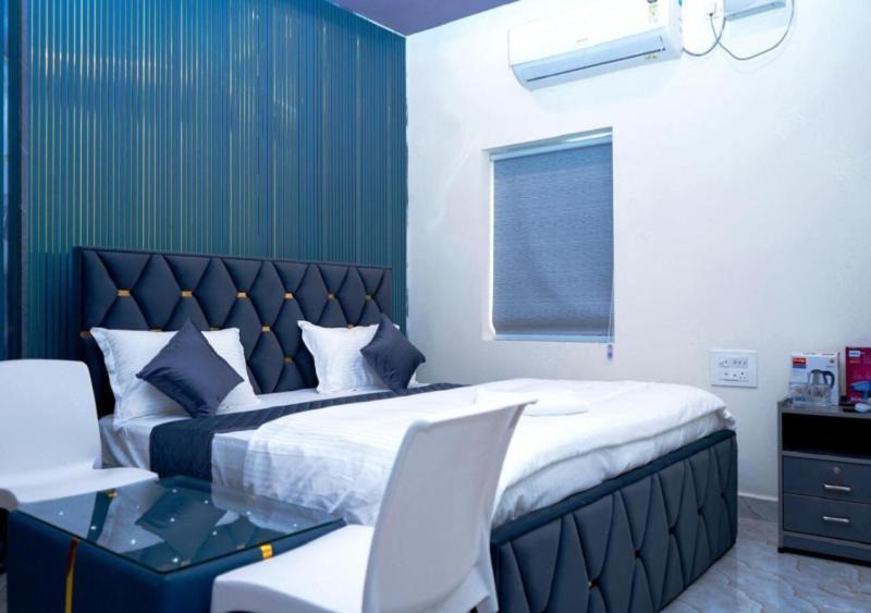 Photo of Bedroom in MVP Colony