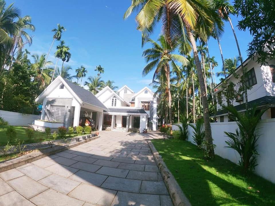 Photo of Others in Mahe