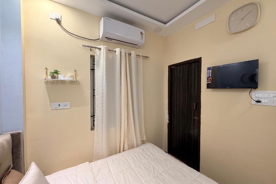 Photo of Bedroom in Velachery