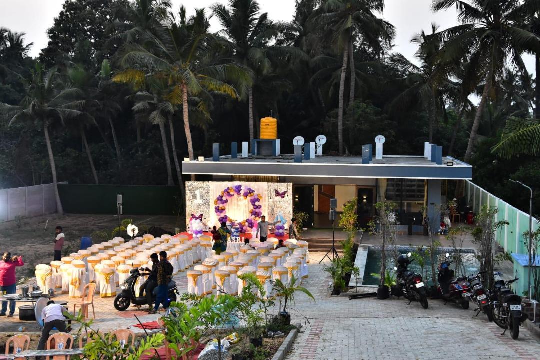 Photo of Others in Krishna Karanai
