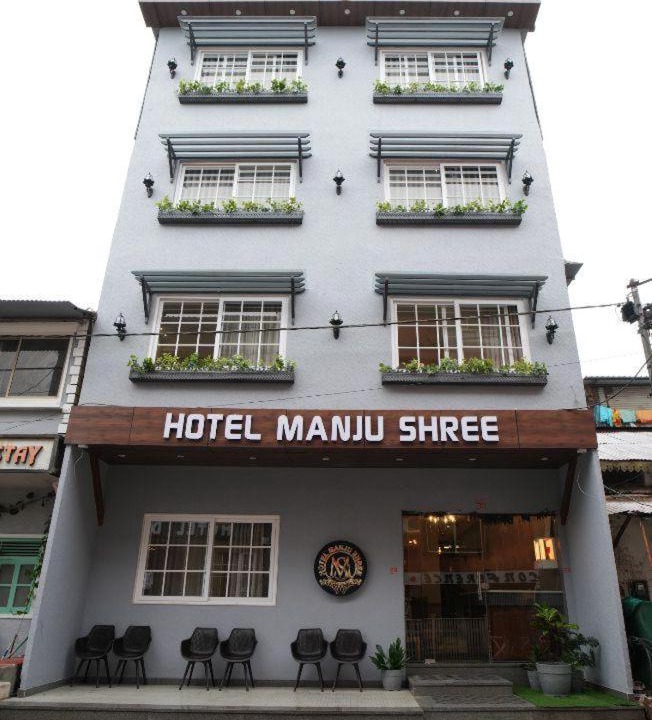 Photo of Buildings in Pachmarhi