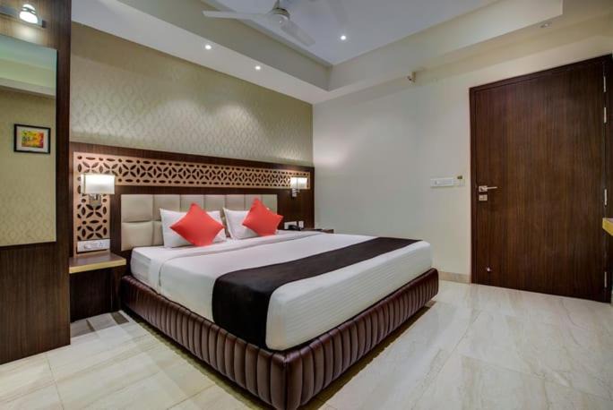 Photo of Bedroom in Ballygunge