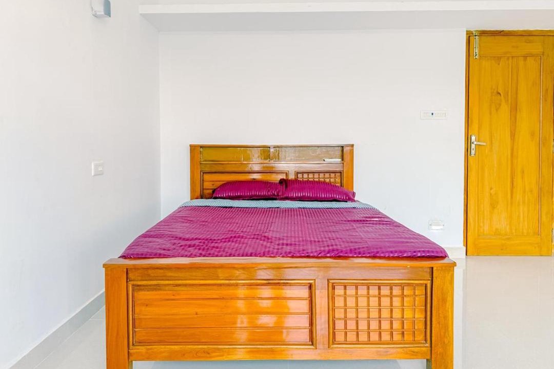 Photo of Bedroom in Mahabalipuram Beach