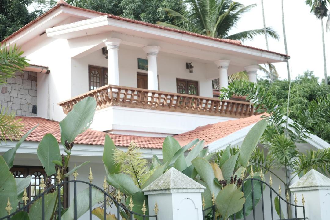 Photo of Others in Champakulam