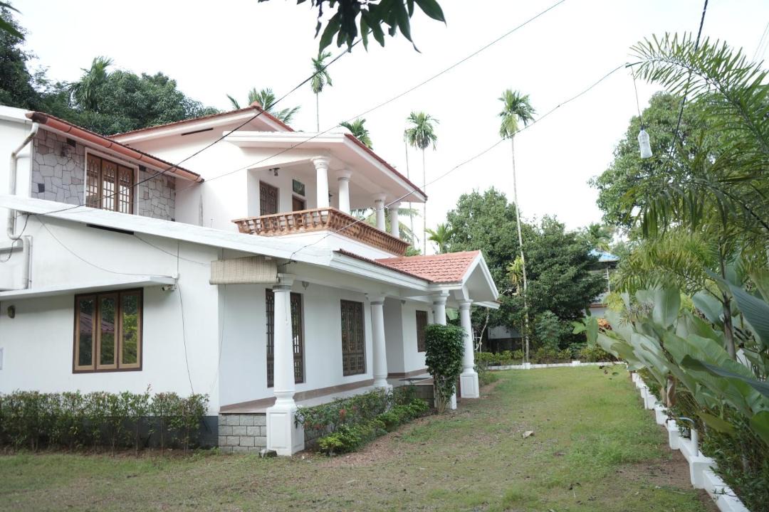 Photo of Others in Champakulam