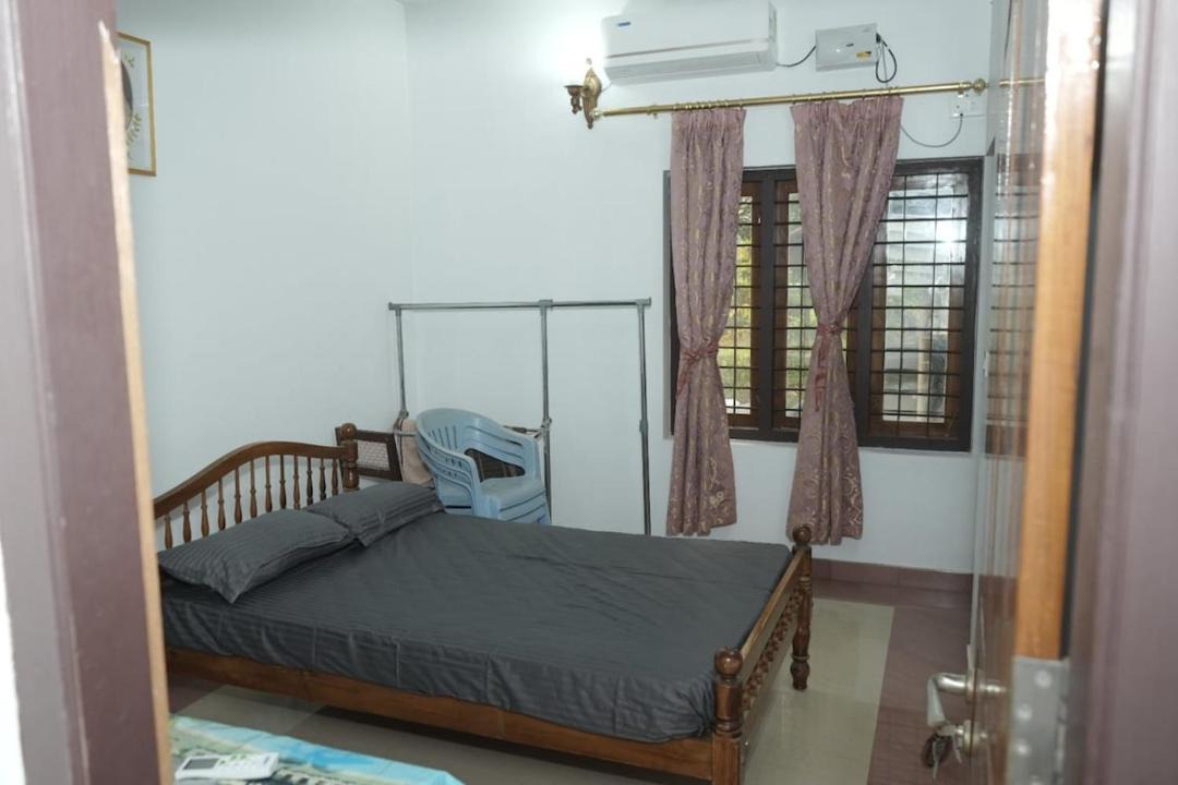 Photo of Others in Champakulam