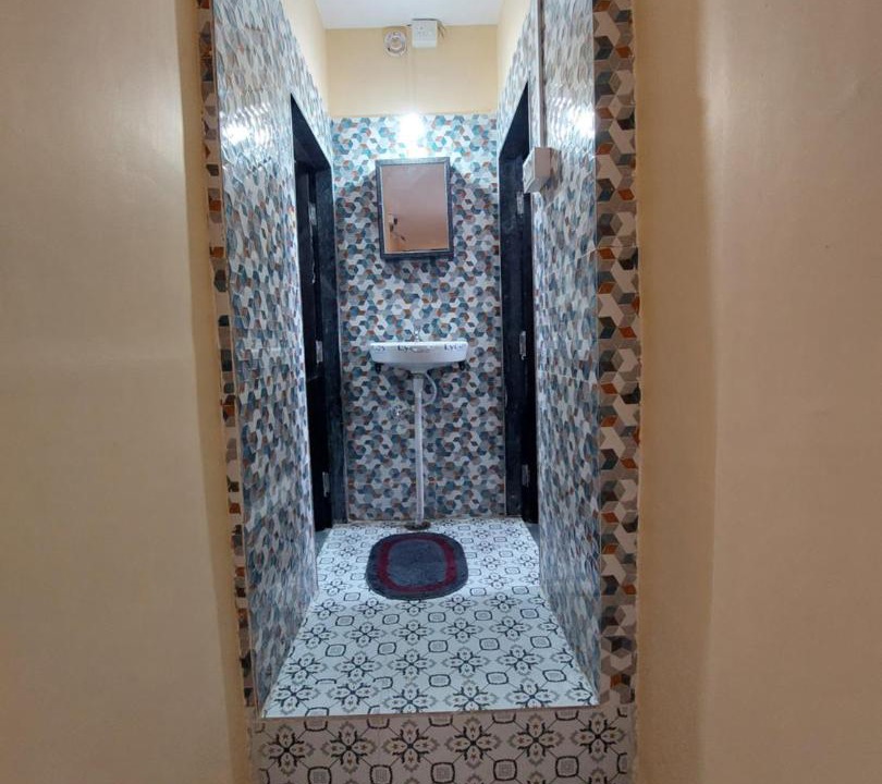 Photo of Bathroom in Model Colony