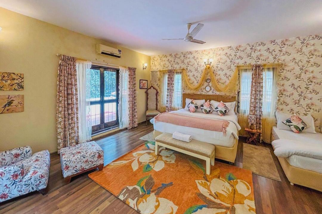 Photo of Bedroom in Palm Meadows
