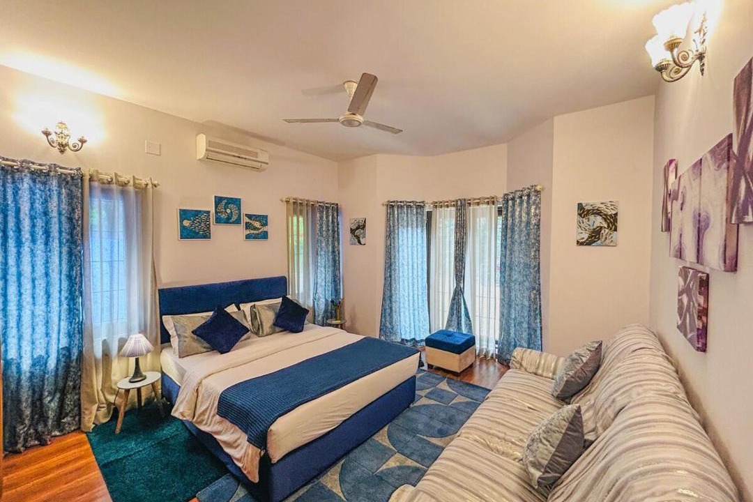 Photo of Bedroom in Palm Meadows