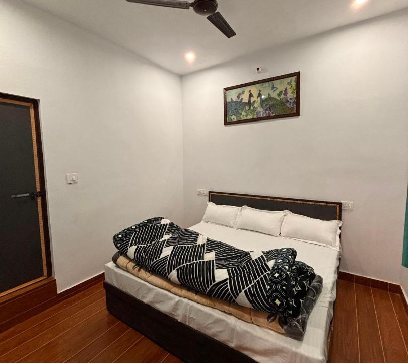 Photo of Bedroom in Narainkoti