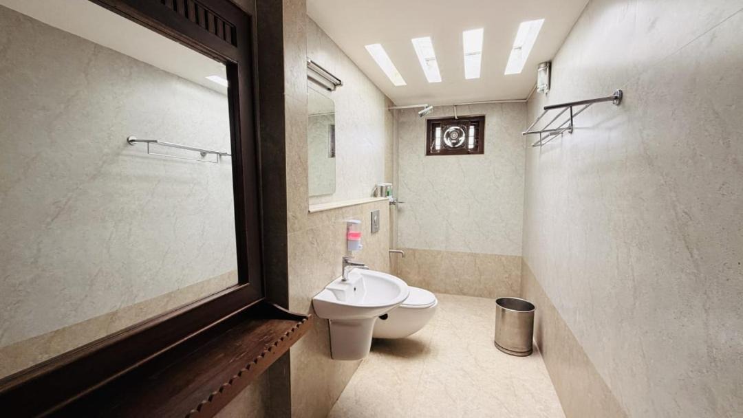 Photo of Bathroom in Kodungallur