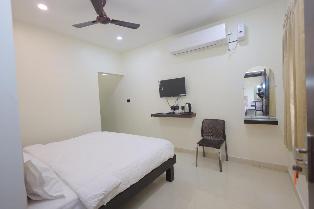 Photo of Bedroom in Srikalahasti