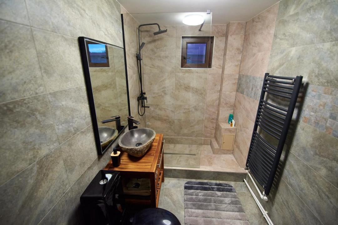 Photo of Bathroom in Bucovat