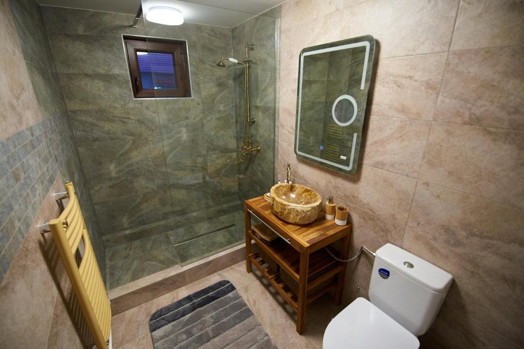 Photo of Bathroom in Bucovat