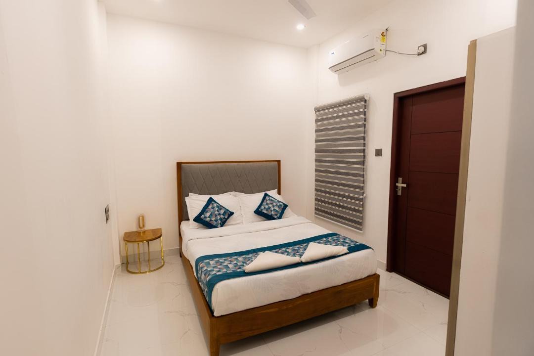 Photo of Bedroom in Thiruvananthapuram