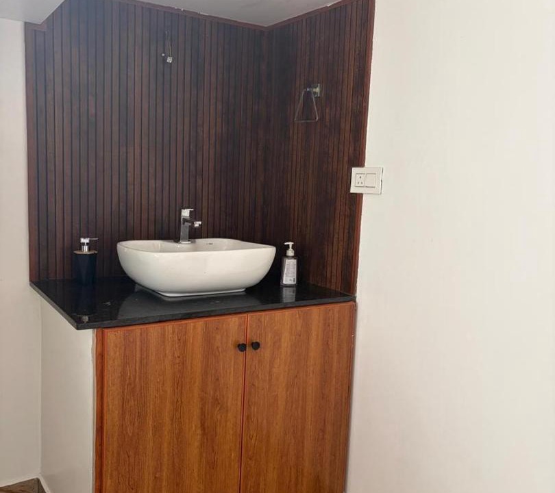 Photo of Bathroom in Irinjalakuda