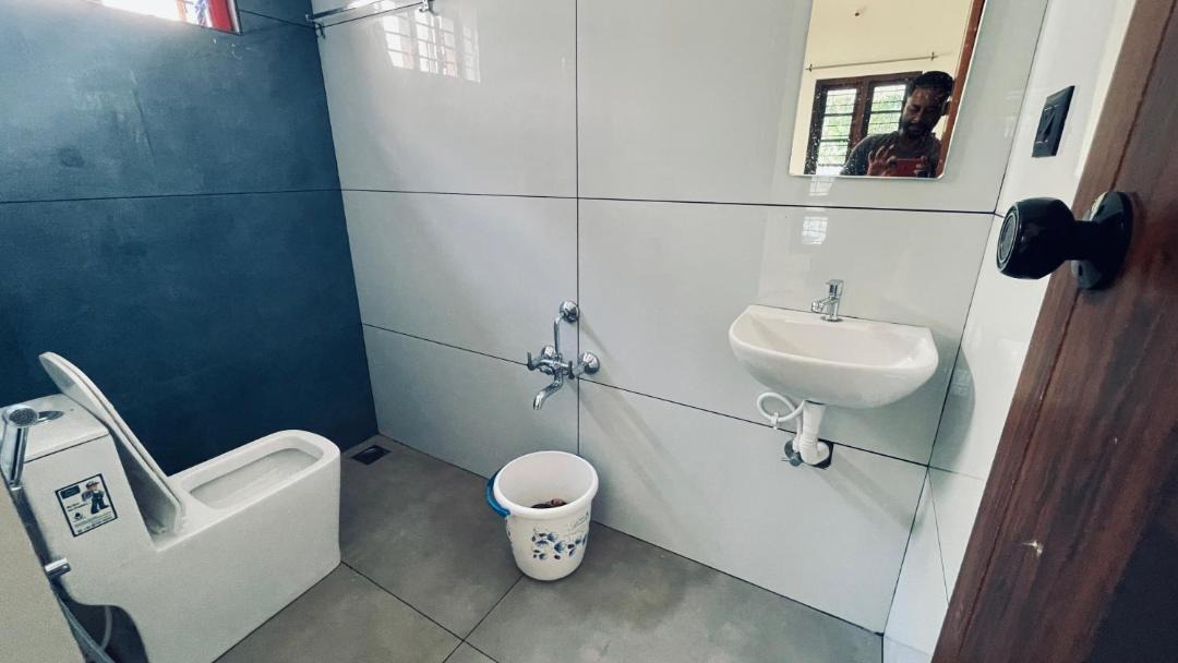 Photo of Bathroom in Varkala