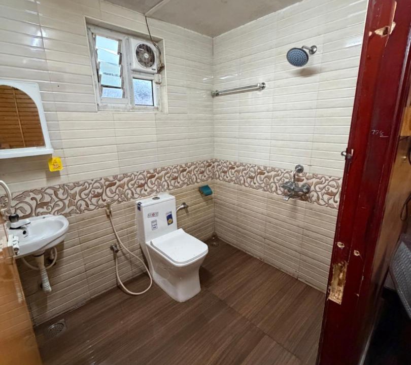 Photo of Bathroom in Vattakanal