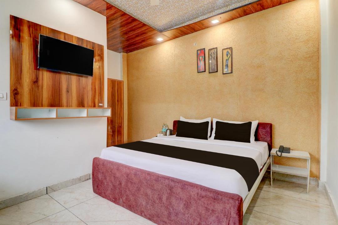 Photo of Bedroom in Haridwar