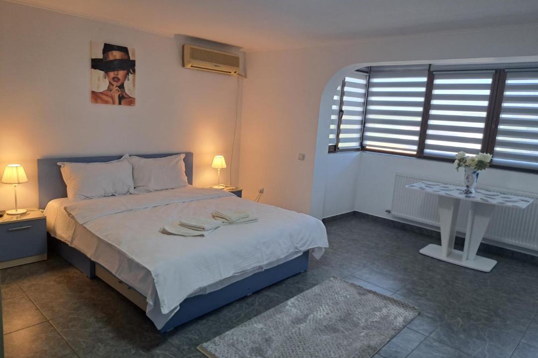 Photo of Bedroom in 2 Mai