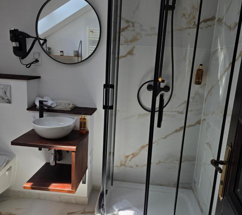 Photo of Bathroom in Bacau