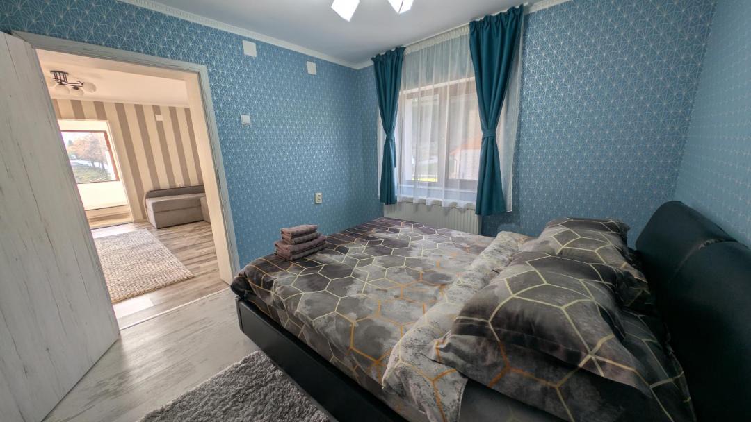 Photo of Bedroom in Campulung Moldovenesc