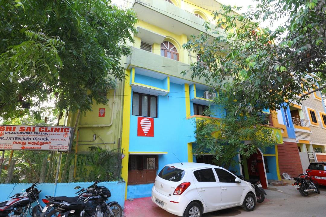 Photo of Buildings in Mylapore Tiruvallikk