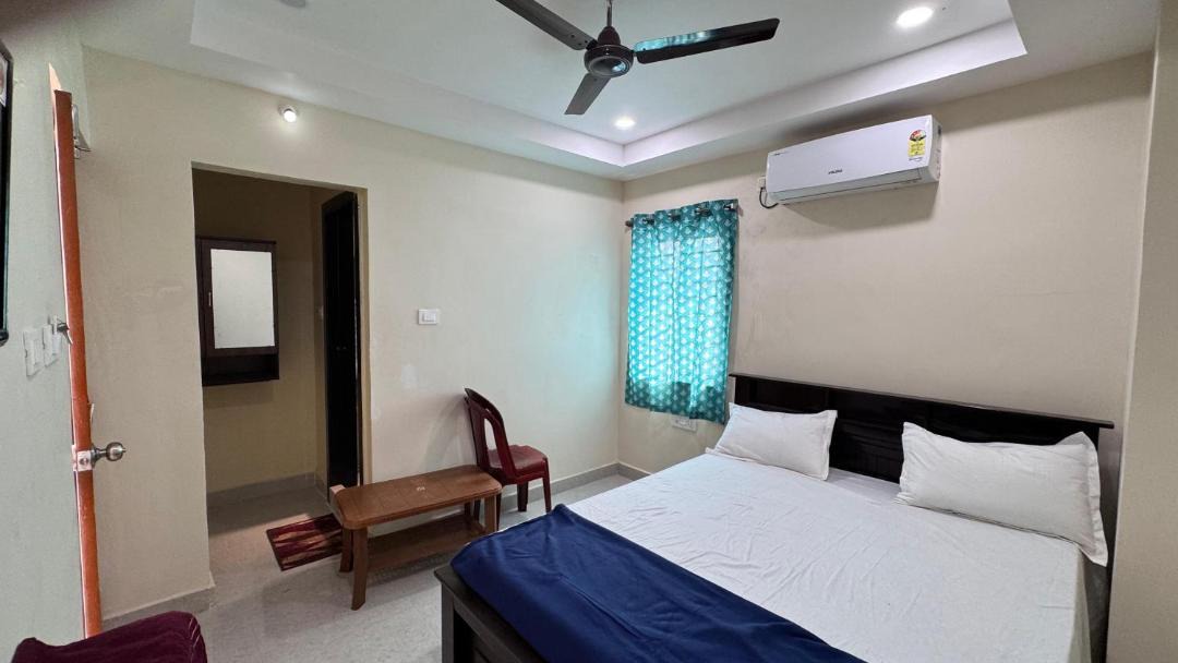 Photo of Bedroom in Rushikonda