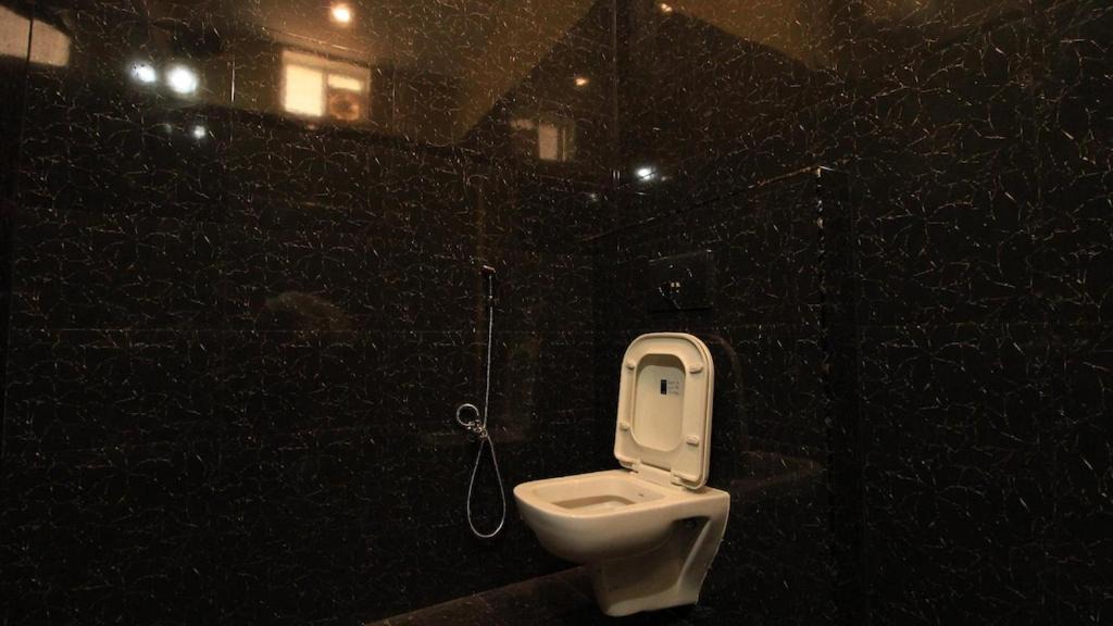 Photo of Bathroom in Poornankuppam